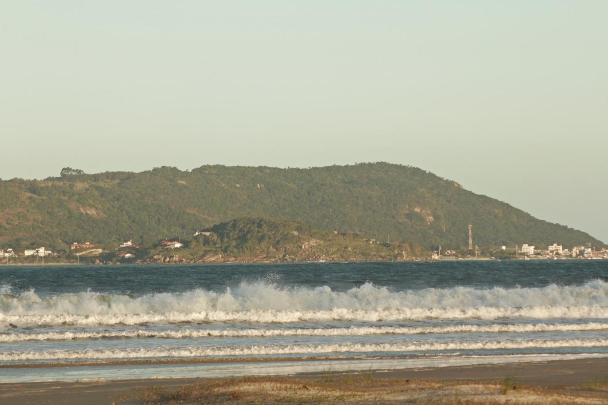 Pousada Recanto Edenico - A Beira Mar Da Praia Ponta Do Papagaio, Palhoca Sc Kültér fotó